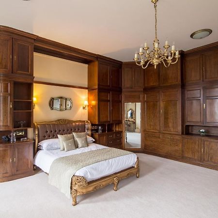 The Hawkhills (Adults Only) Hotel York Bagian luar foto