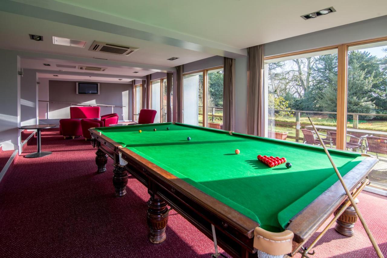 The Hawkhills (Adults Only) Hotel York Bagian luar foto